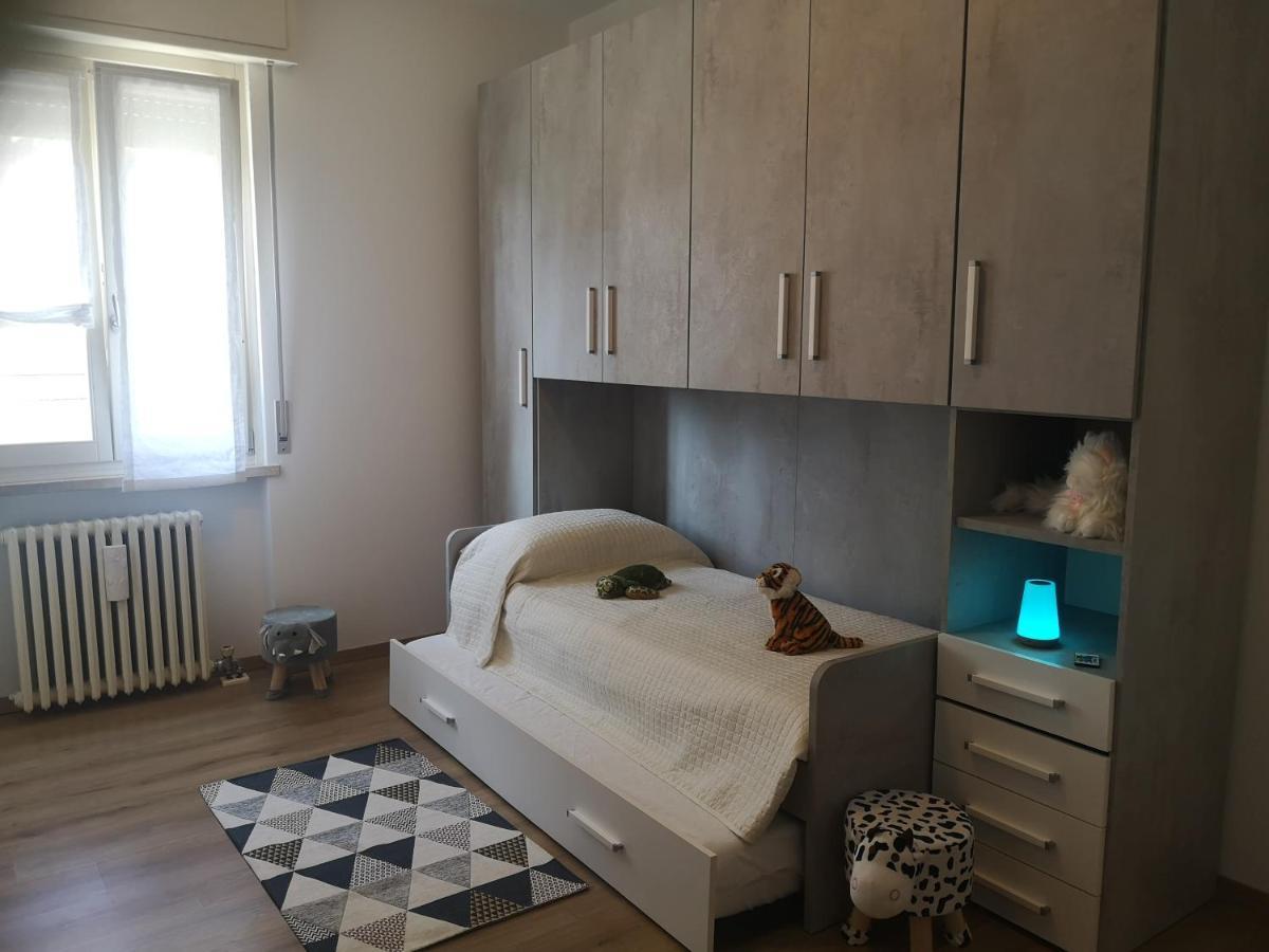 Ai Quattro Ulivi Apartment Peschiera del Garda Ngoại thất bức ảnh