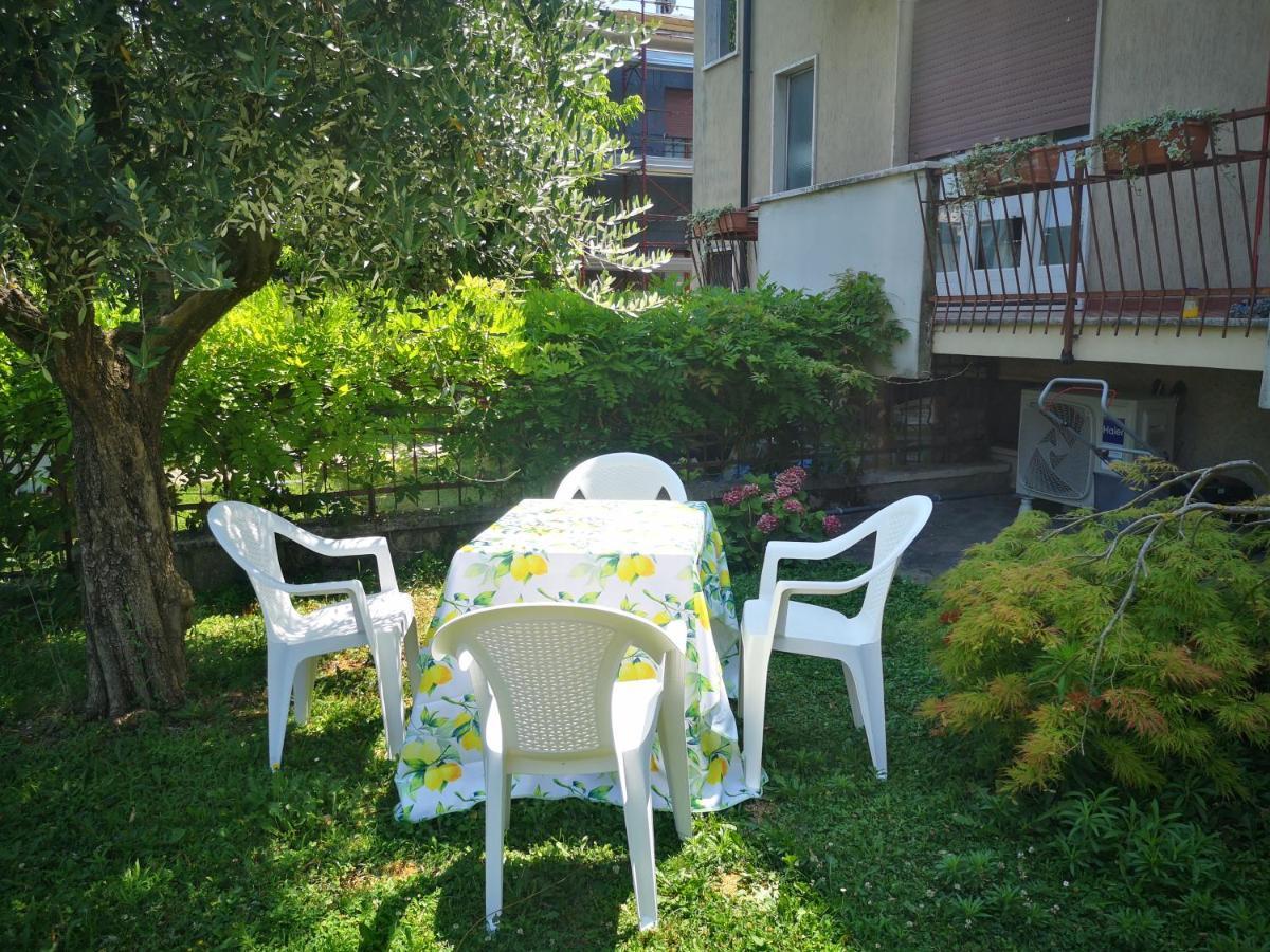 Ai Quattro Ulivi Apartment Peschiera del Garda Ngoại thất bức ảnh