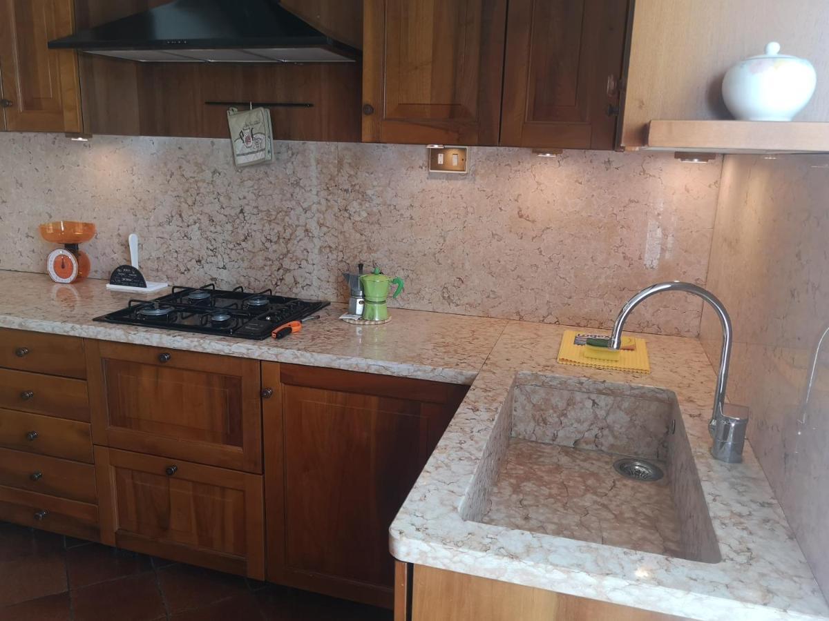 Ai Quattro Ulivi Apartment Peschiera del Garda Ngoại thất bức ảnh