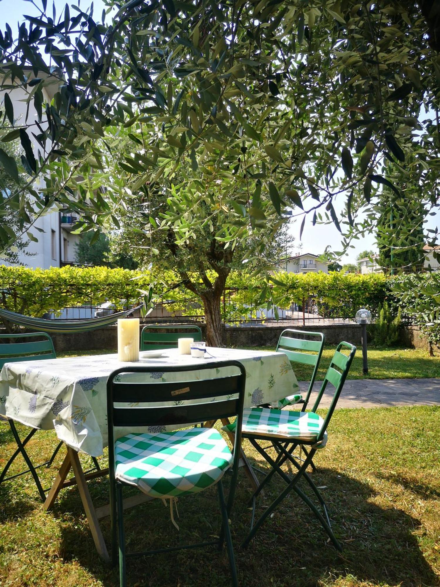 Ai Quattro Ulivi Apartment Peschiera del Garda Ngoại thất bức ảnh